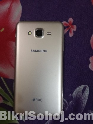 Samsung Galaxy J7